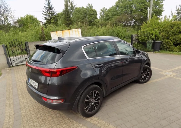 Kia Sportage cena 87900 przebieg: 30200, rok produkcji 2018 z Myszków małe 352